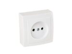Розетка белая накладная 16A ИП20 220V NILSON