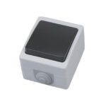 Întrerupător cap-scară aparent negru/Gri 10A IP54 220V atom Horoz Întrerupător cap-scară aparent negru/Gri 10A IP54 220V atom Horoz