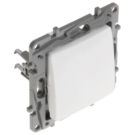 Переключатель проходной встраиваемый белый 10A ИП20 220V niloe Legrand