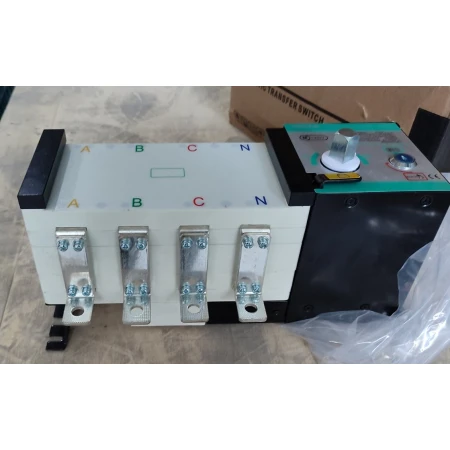 Comutator de transfer sarcină 100A Vecas