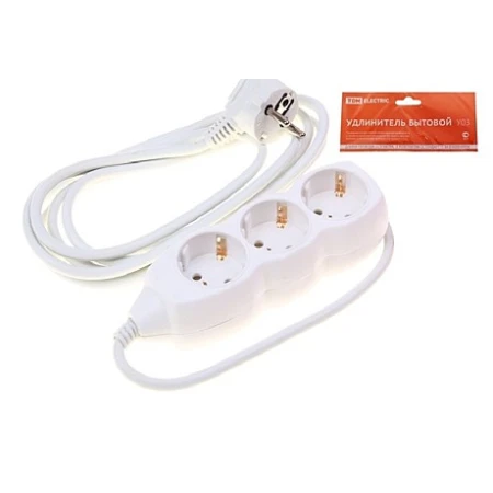Удлинитель с 3 розетками с заземлением белый 1,5M 16A 3х1.0 мм² 220V TDM