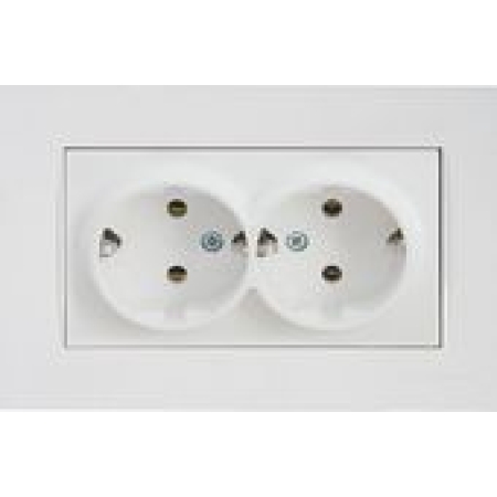 Двойная розетка с заземлением белая встраиваемывая 16A ИП20 220V rita Mutlusan