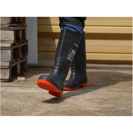 CIZME PVC PORTLAND M41