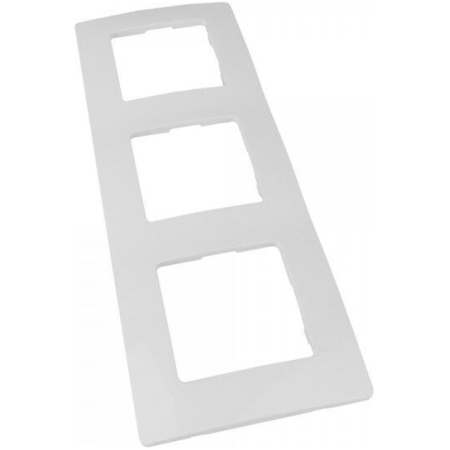 Рамка 3-я белая niloe Legrand