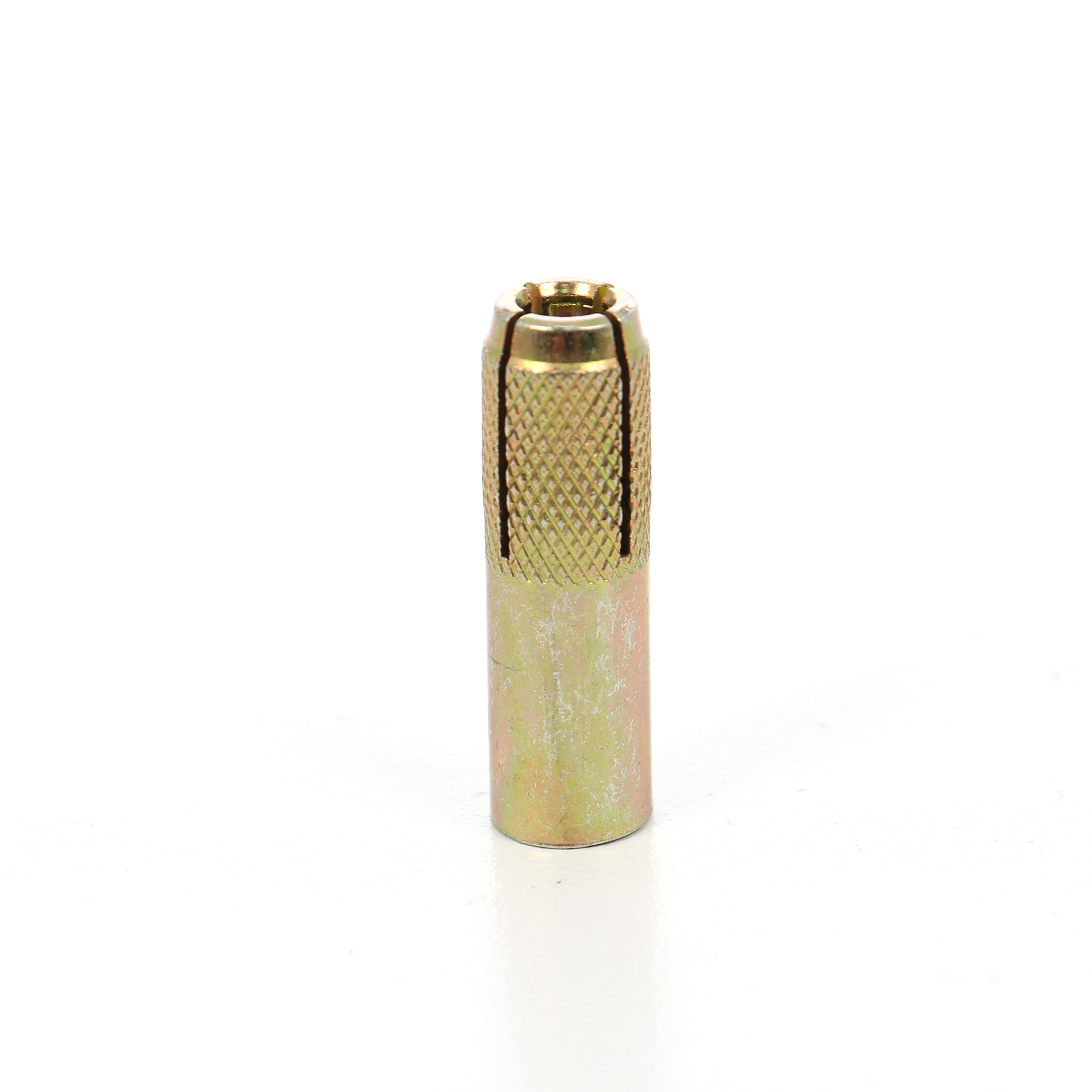 Piuliță 8/M6x24MM Piuliță 8/M6x24MM