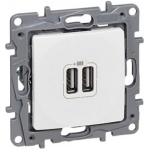 Розетка компьютерная с USB белая встраиваемывая ИП40 220V niloe Legrand