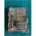 SET DE SURUBELNITE 32PCS INGCO