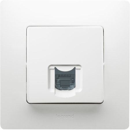 Priză de date albă incorporabilă RJ45 CAT6 IP20 220V niloe Legrand
